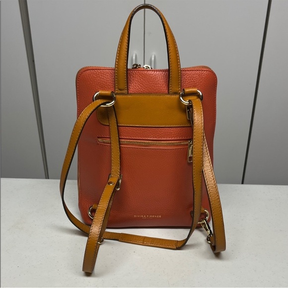 Divina Firenze Pebbled Leather Convertible Backpack Bag main image 8